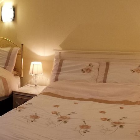 Christines Guest House อินเวอร์เนส ภายนอก รูปภาพ