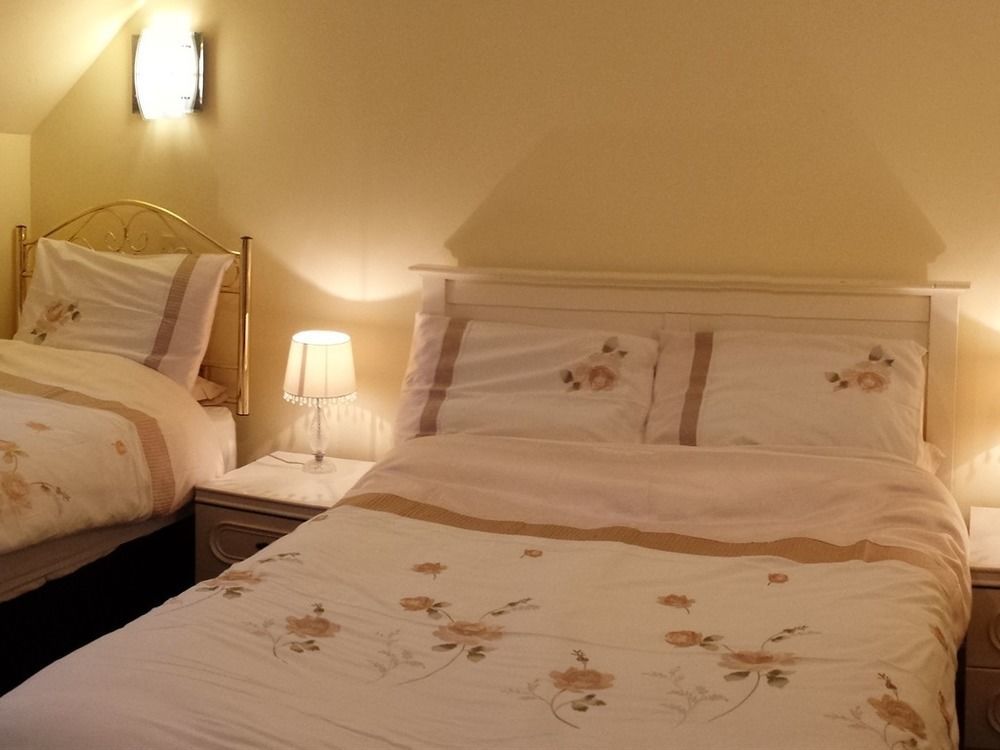 Christines Guest House อินเวอร์เนส ภายนอก รูปภาพ